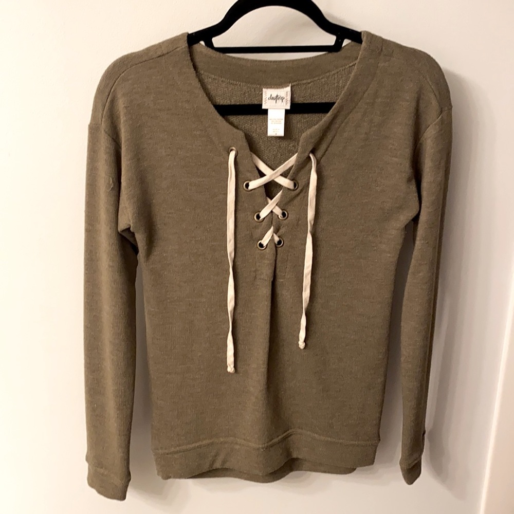 Day trip Women’s Small Sweater